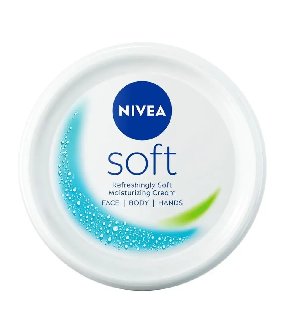 Nivea Soft light Moisturising Cream (200ml)